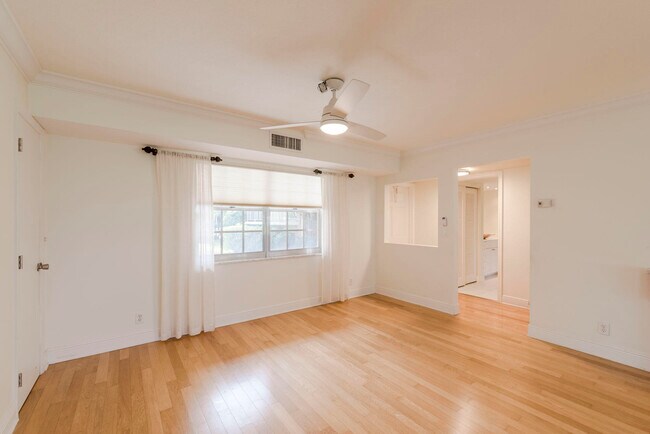 Building Photo - 5500 Tamberlane Cir