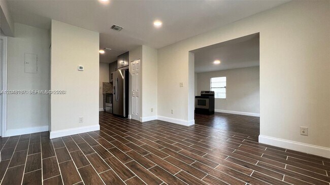 Foto del edificio - 2130 Funston St