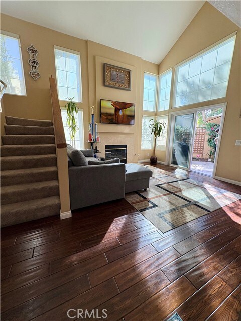 Foto del edificio - 8215 E Oak Ln
