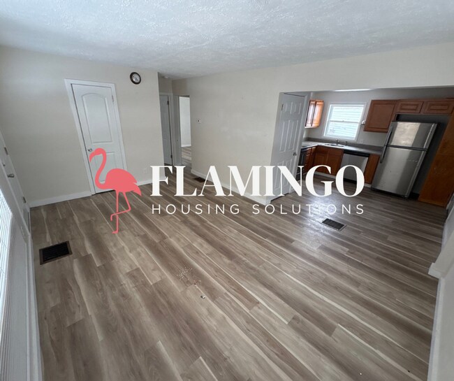 Building Photo - 2031 Suman Ave