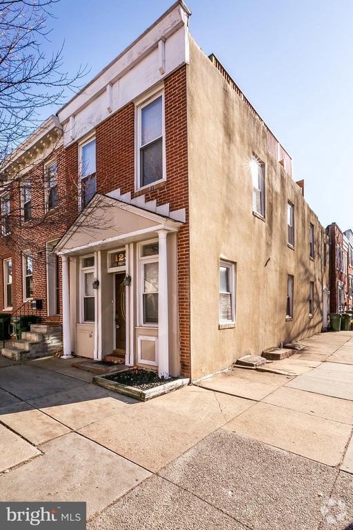 Building Photo - 123 E Fort Ave