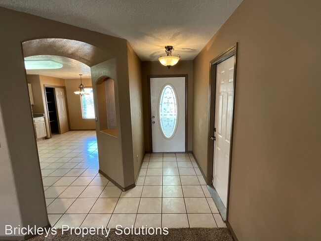 Building Photo - 3 br, 2 bath House - 11219 Oceola Rd SE