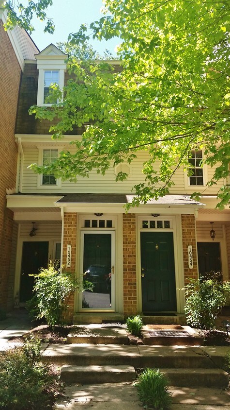 Primary Photo - 10452 Parthenon Ct
