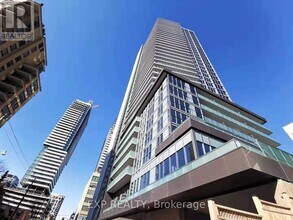 Building Photo - 125 Redpath Ave