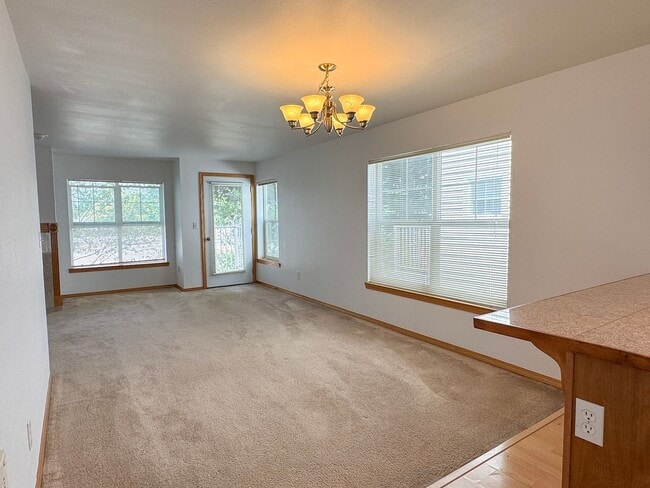 Building Photo - Updated 3 Bed, 2.5 Bath Pinehurst Townhome...