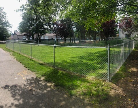 Nuevo parque para perros - 677 Cook Rd