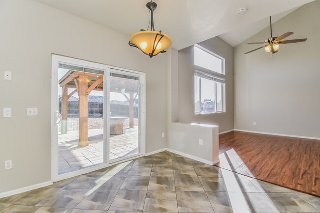 Building Photo - 5292 Mountain Air Cir