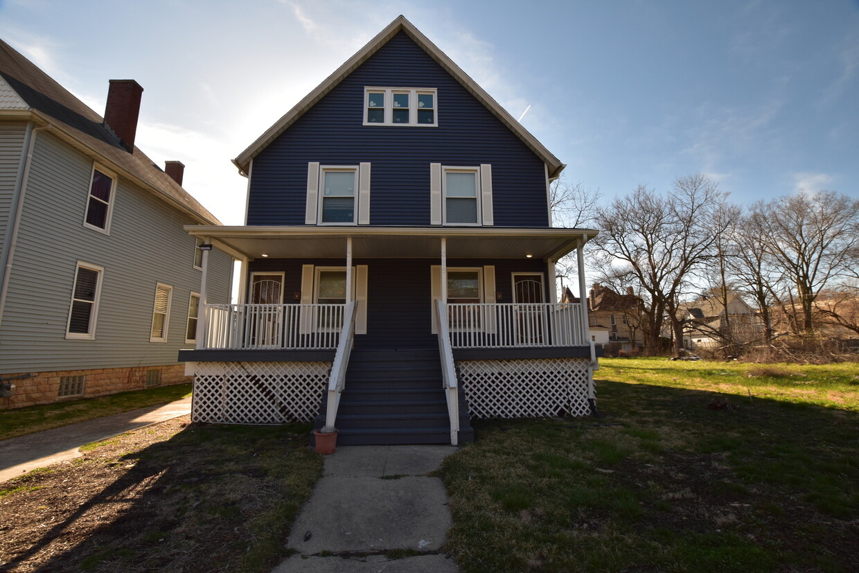 Primary Photo - 355 Union St