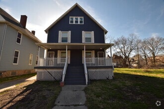 Building Photo - 355 Union St