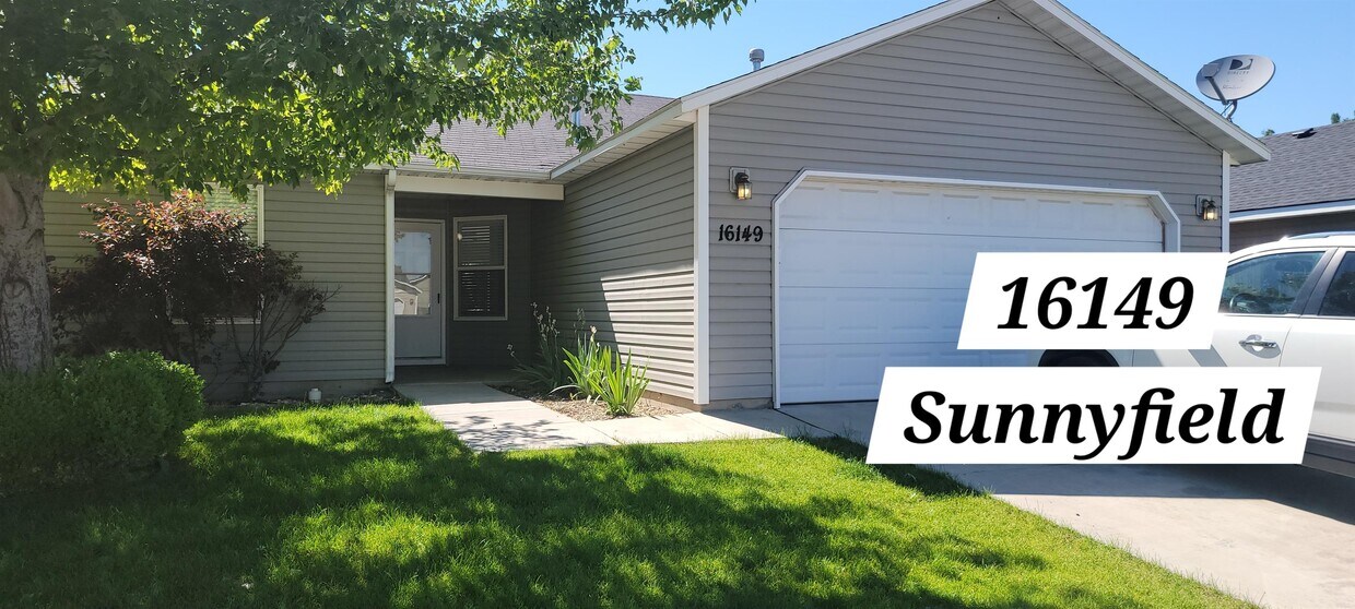 Foto principal - 16149 Sunnyfield Ave