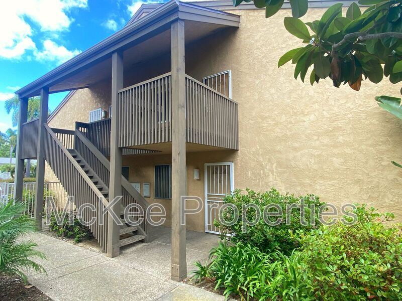 Primary Photo - 8628 Via Mallorca Via