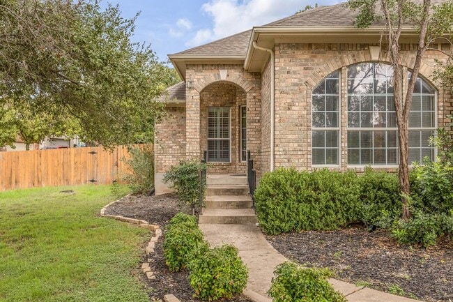 Foto del edificio - 2726 Grimes Ranch Rd