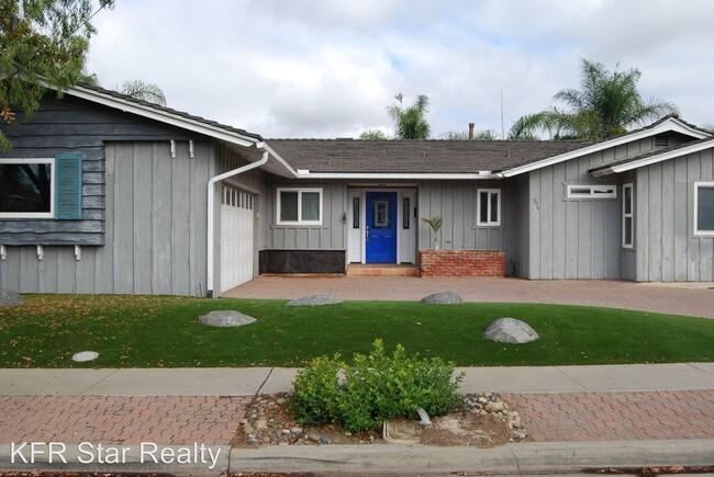 Building Photo - 6014 Lancaster Dr