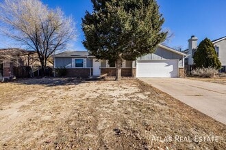 Building Photo - 2115 Bainbridge Rd