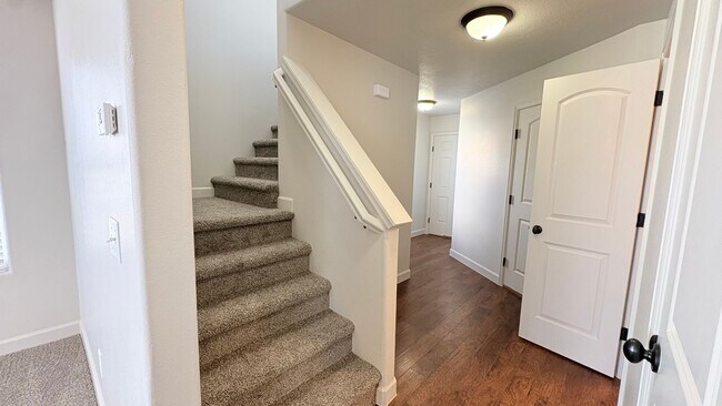 Building Photo - Just remodeled!! Four Bedroom! With basement!!