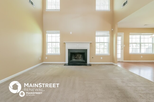 Building Photo - 8492 Goswell Dr