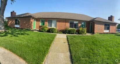 Building Photo - 927-933 Weston Ct