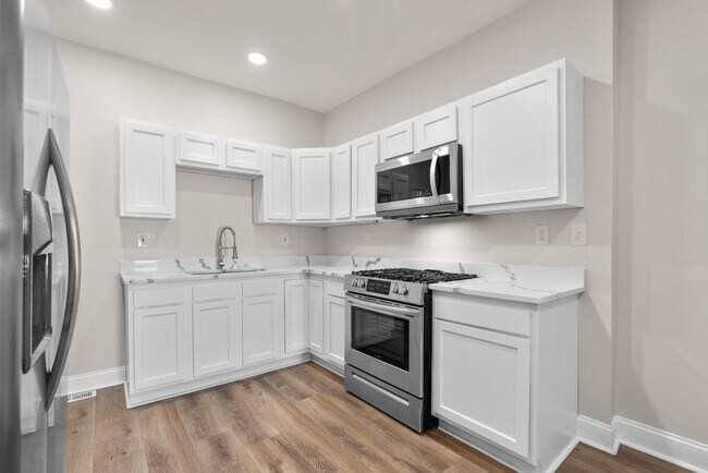 Foto del edificio - 2429 Ashland Ave