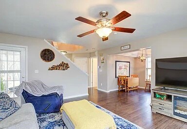 Primary Photo - 237 Briar Patch Ln