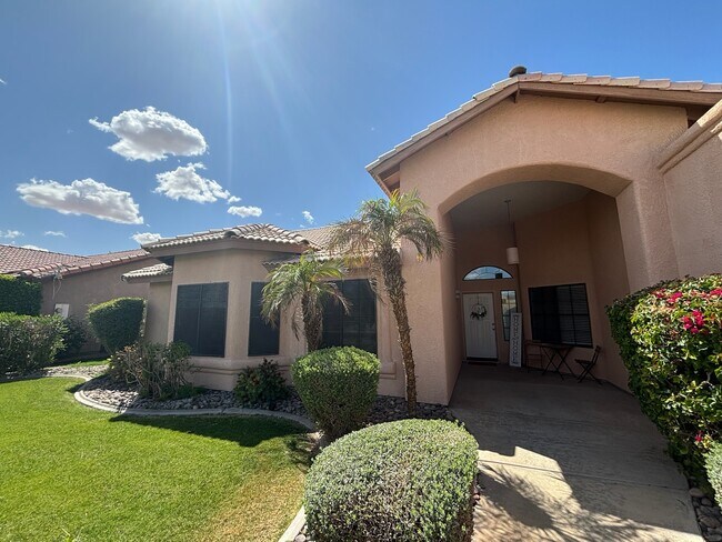 Building Photo - 10364 Fairway Loop