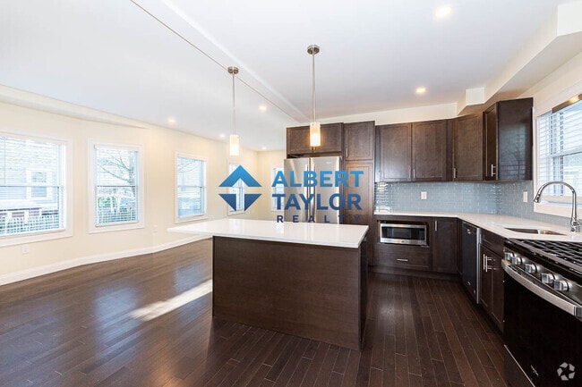 Building Photo - 5 Malvern Ter