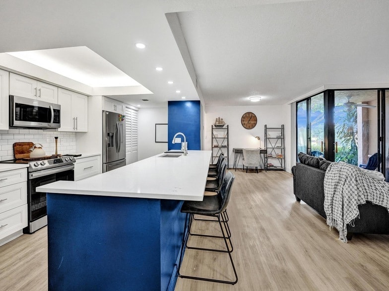 Photo - 955 Dotterel Rd