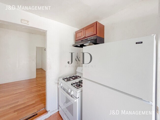 Foto del edificio - 545 1/2 25TH STREET-