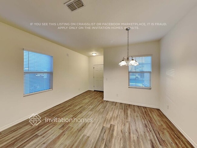 Foto del edificio - 218 N 201st Ave