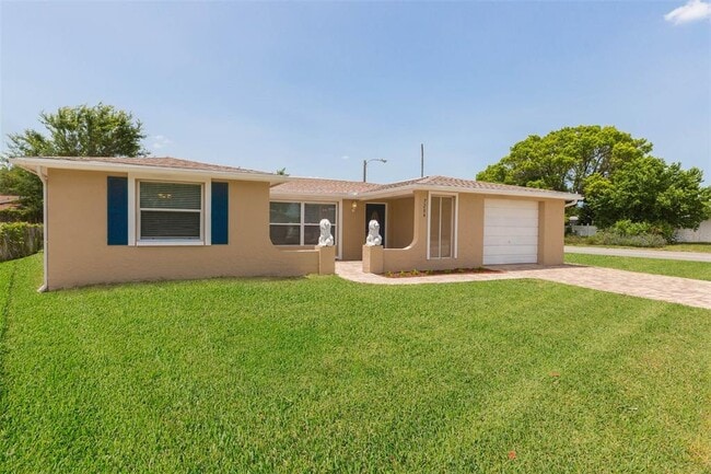 Building Photo - 7204 Potomac Dr