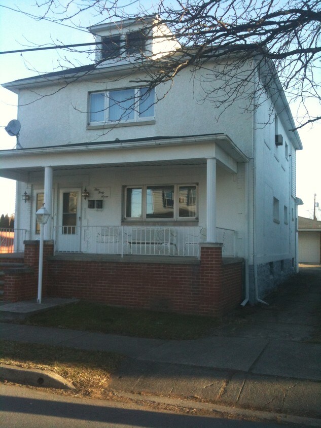 147 Lawrence St Unit 2, WilkesBarre, PA 18702 147 Lawrence St Wilkes