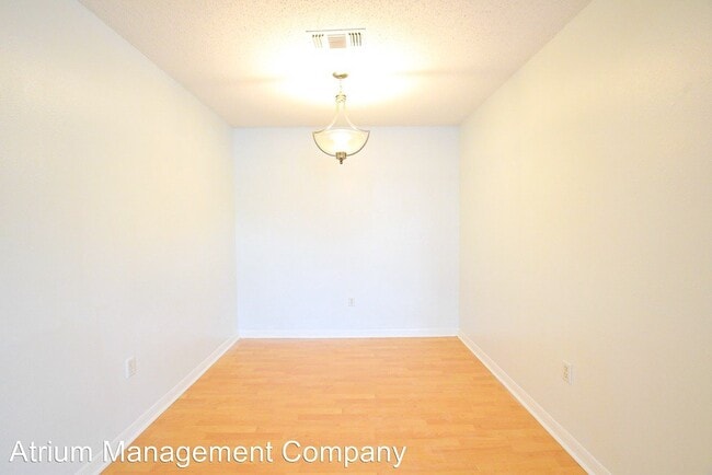 Building Photo - 2 Bed 2 Bath Apartment In the HEART OF THE...
