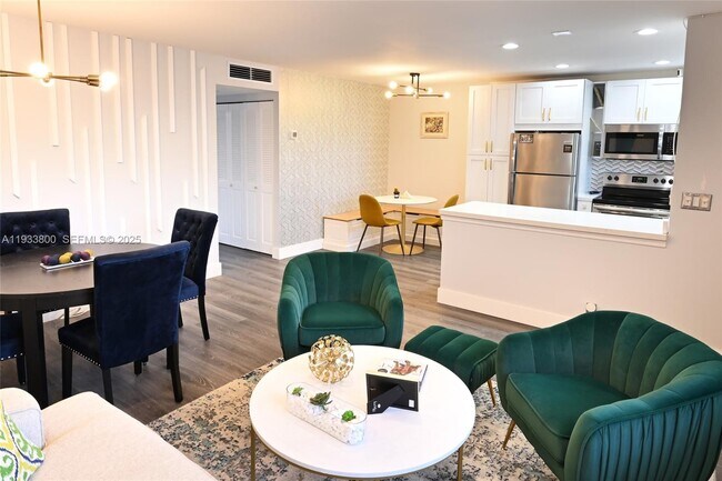 Foto del edificio - 2860 NE 14th Street Causeway