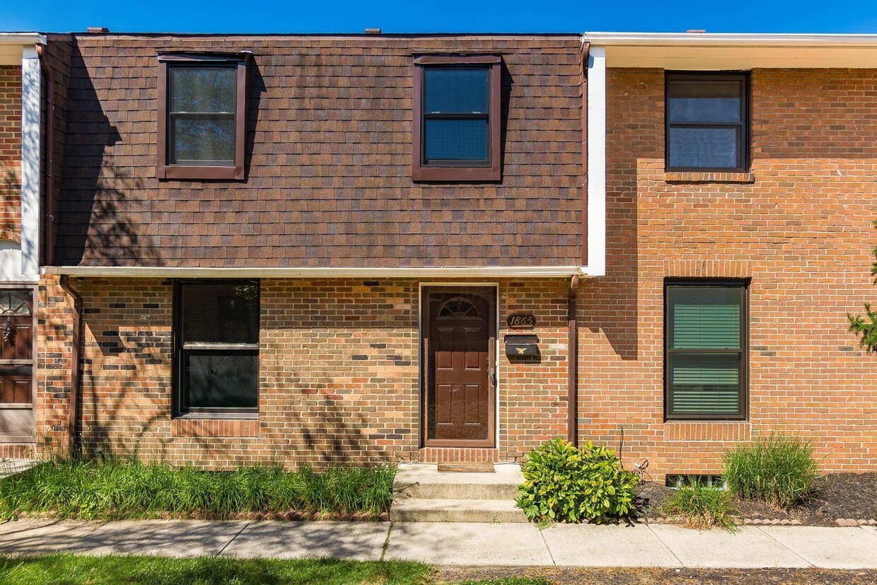 Foto principal - 1865 Willoway Cir N