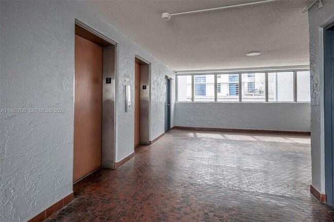 Foto del edificio - 750 NW 43rd Ave