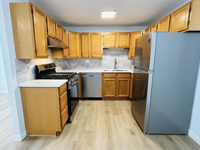 Building Photo - 1336 Wakeby Ln