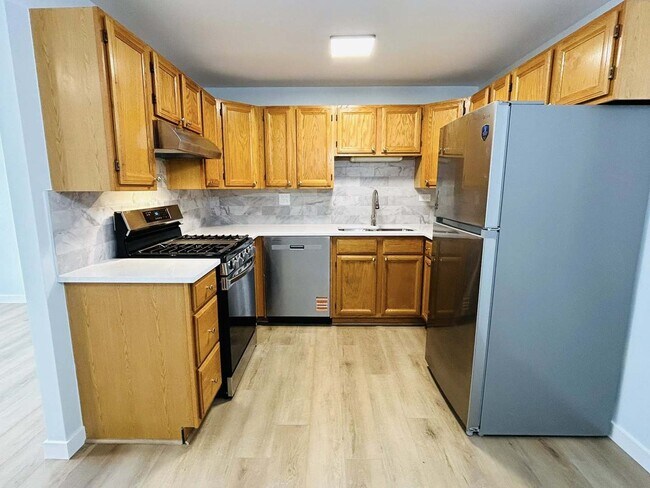 Foto del edificio - 1336 Wakeby Ln