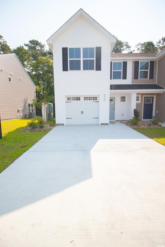 Foto principal - 261 Christiana Ln