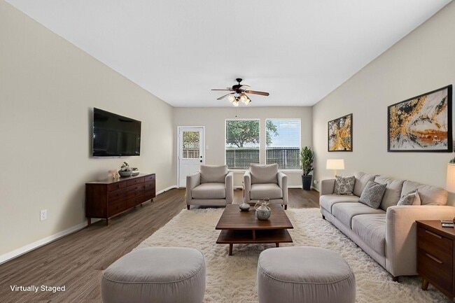 Foto del edificio - 7219 Anaquitas Creek Ct