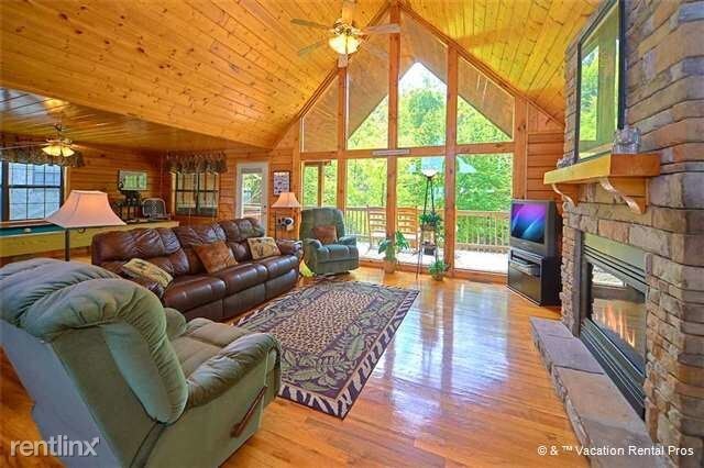 Primary Photo - 1532 Bears Den Way