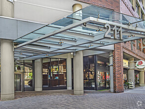 Building Photo - 211 E Ohio St