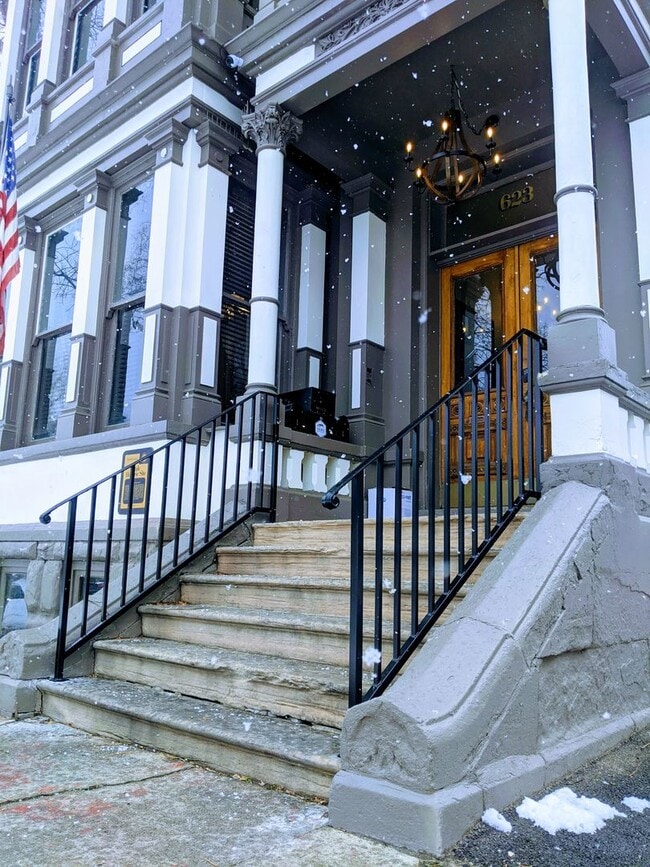 Building Photo - 623 E 100 S