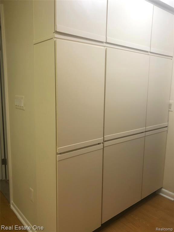 Foto del edificio - 8104 Huntington Rd