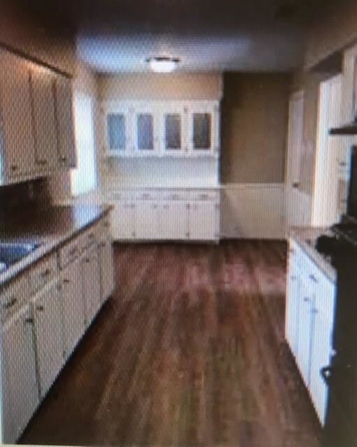 Foto del edificio - 2319 Homeway Cir
