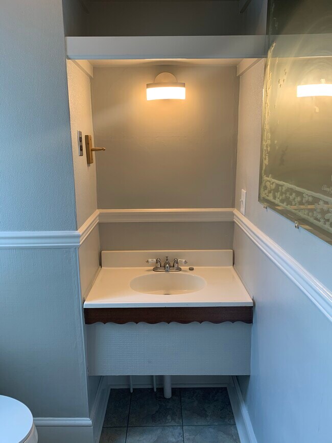 1022 Wateree St, Kingsport, TN 37660 House Rental in Kingsport, TN