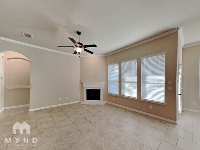 Foto del edificio - 16500 White Rock Blvd