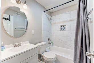 Building Photo - 2720 Truxillo St