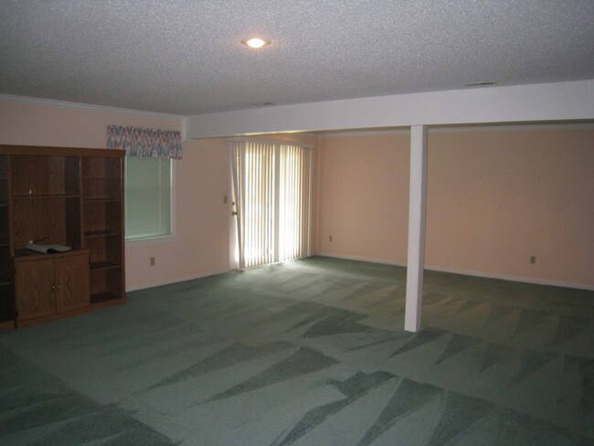 Building Photo - 5308 NW 85th St