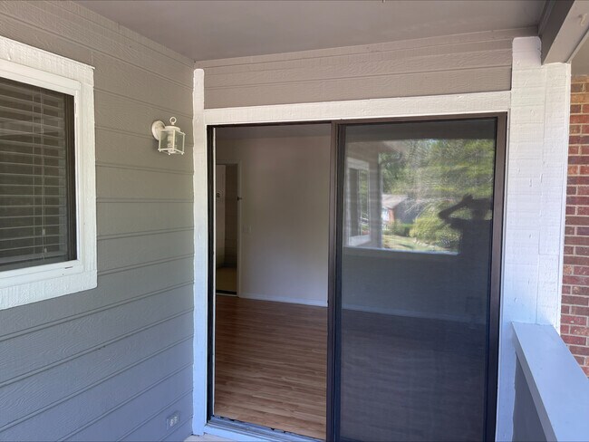 Building Photo - 3217 Heathstead Place
