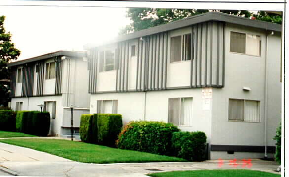 Foto del edificio - 55 Lester Ave