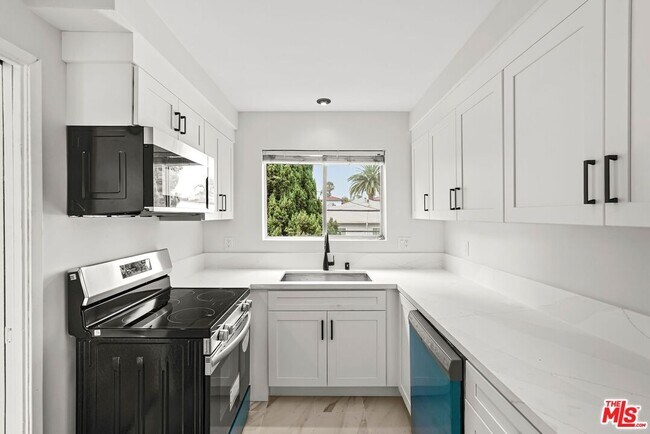 Foto del edificio - 1031 Laurel Ave